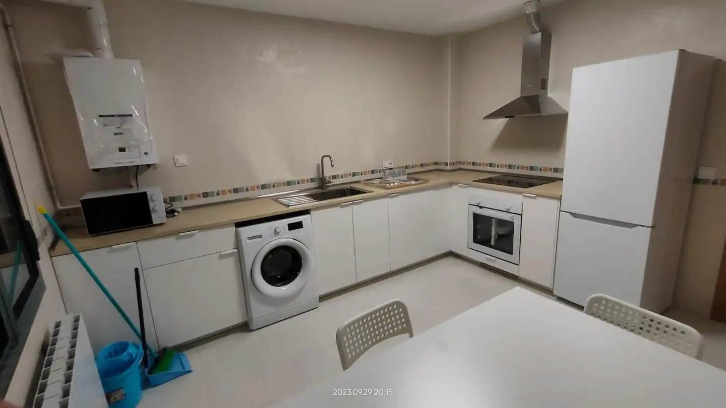 Cocina de Planta baja en venta en Tarancón con Calefacción, Trastero y Amueblado