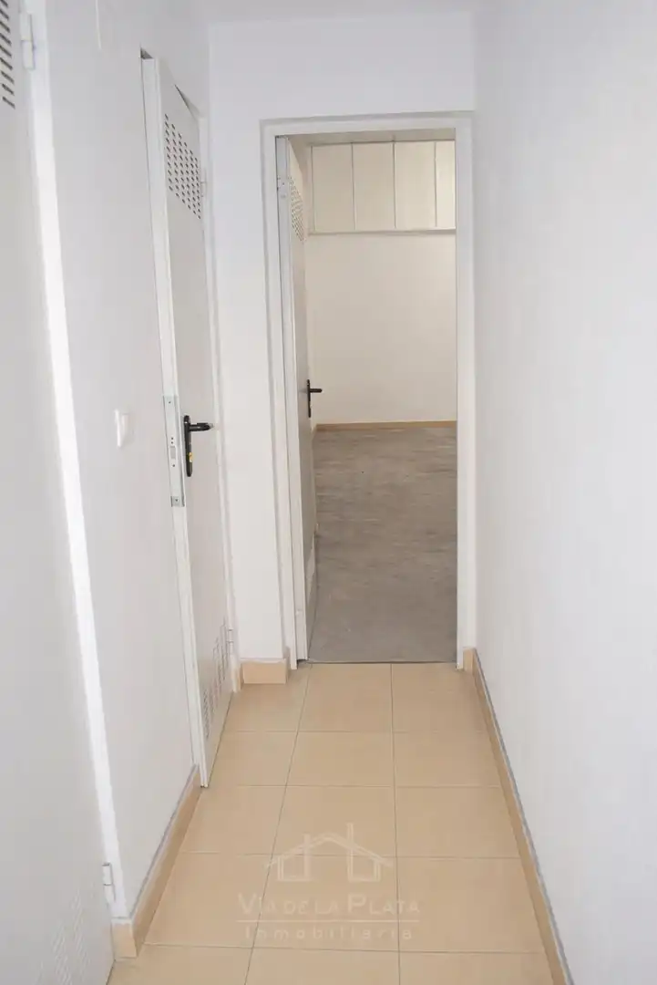 Industrial building for sale in Villares de la Reina, imagen 29