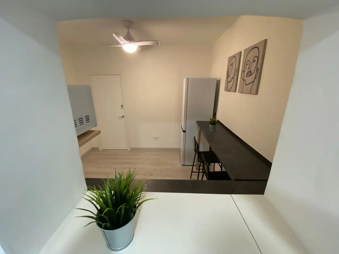 Room in Calle Amos de Escalante, 12, Pueblo Nuevo
