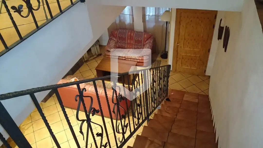 House with terrace for sale in Eslida
