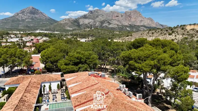 Vista exterior de Local en traspaso en Benidorm con Aire acondicionado y Amueblado