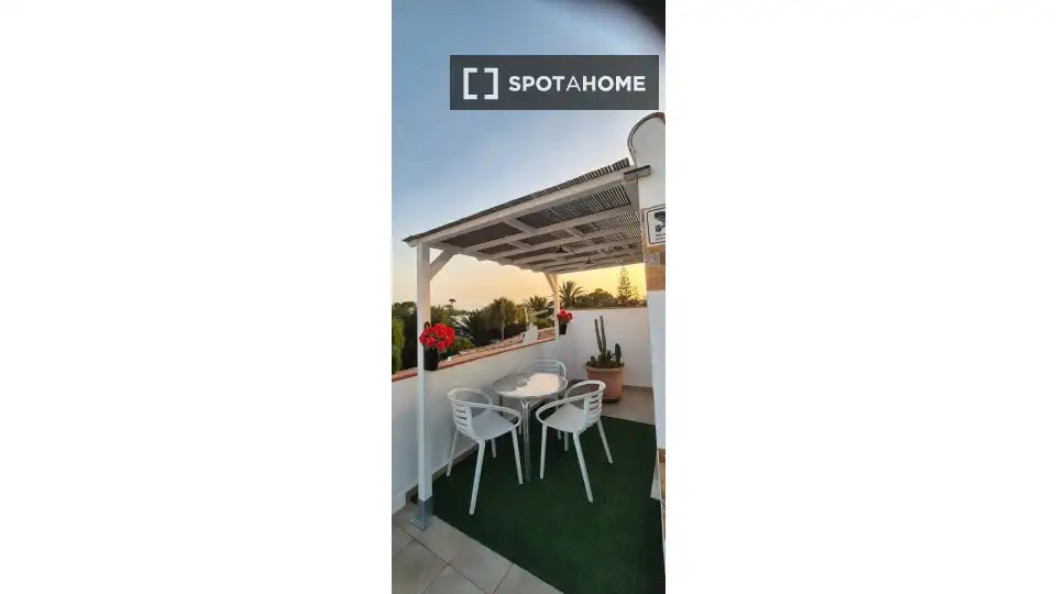 Terraza de Estudio para compartir en Arona con Aire acondicionado, Terraza y Amueblado