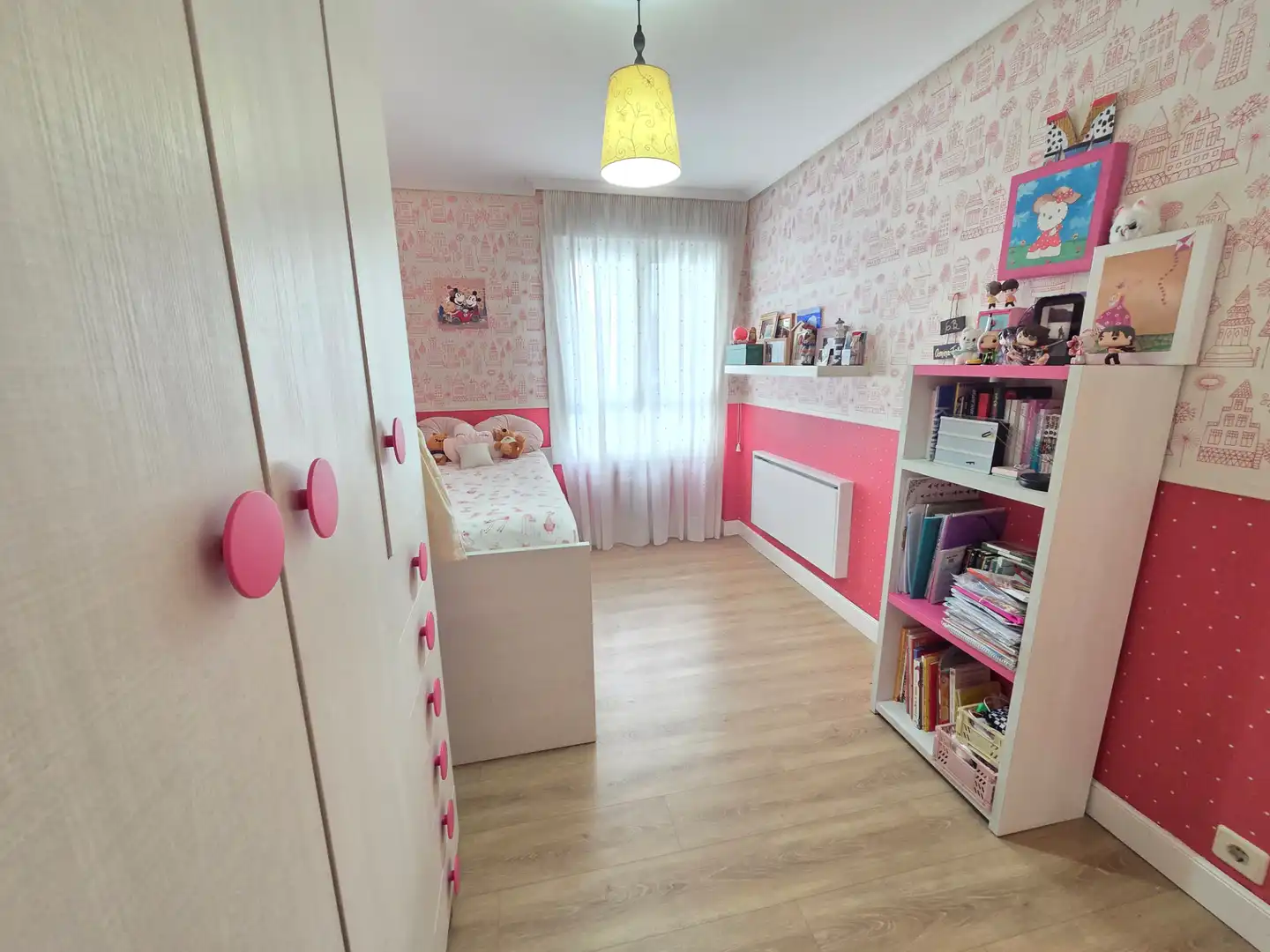 Bedroom of Flat for sale in Bilbao   with Heating and Balcony