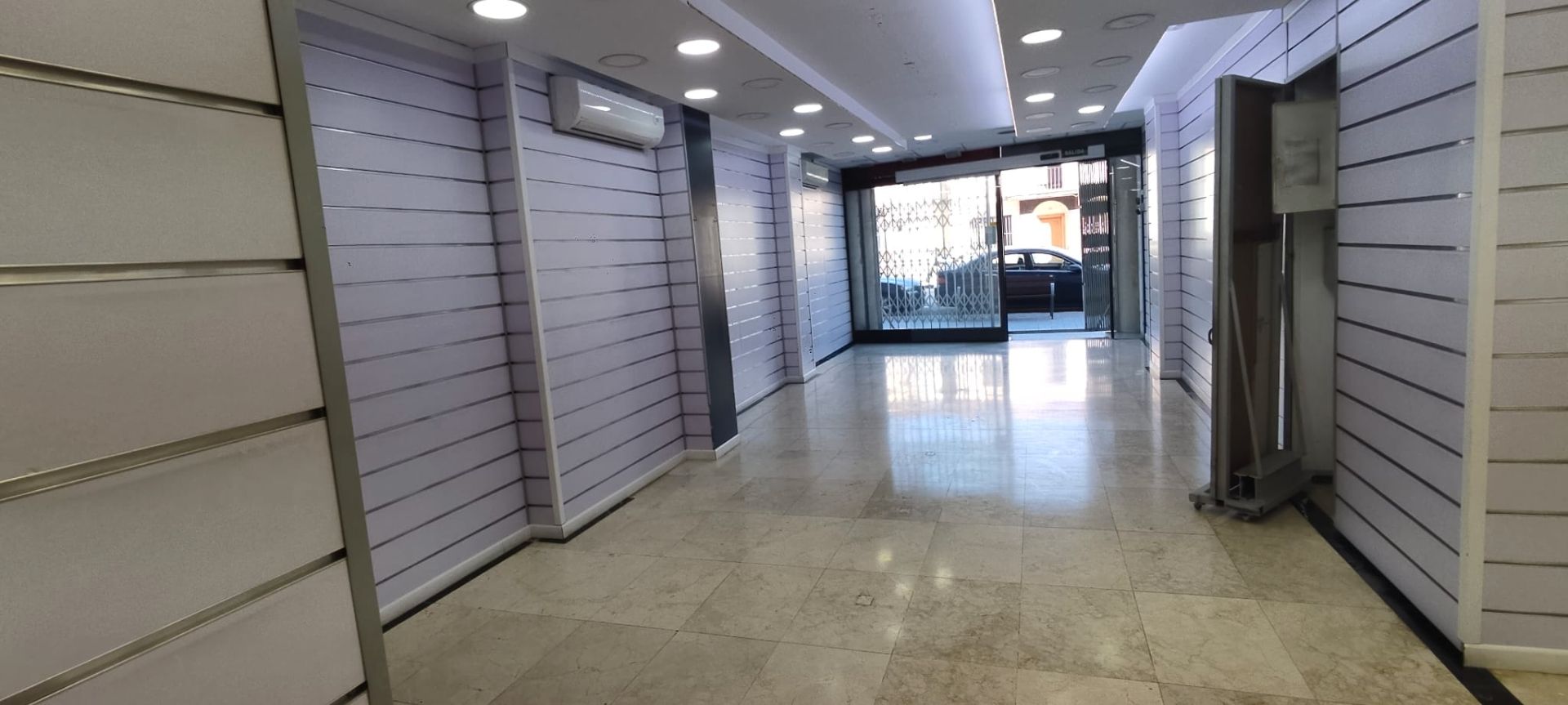 Local de lloguer en Sabadell amb Calefacció