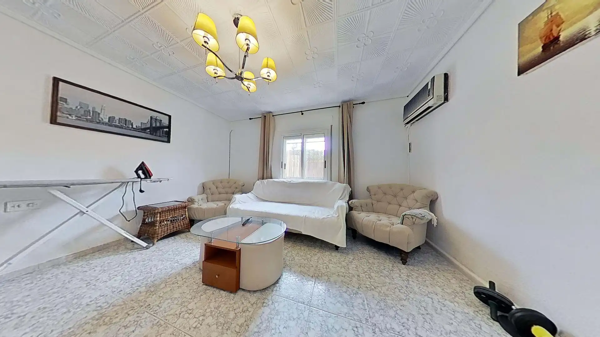 Sala d'estar de Casa o xalet en venda en Alicante / Alacant amb Aire condicionat i Calefacció