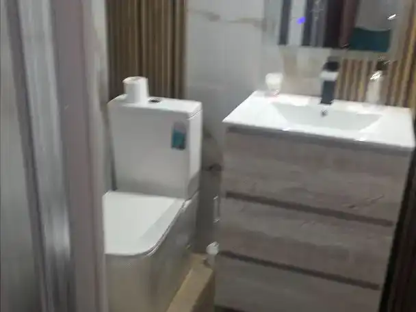 Bathroom of Flat for share in Reina Victoria - Matadero 
