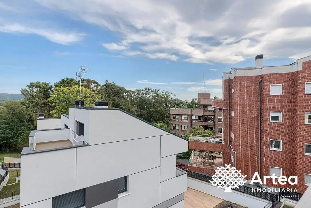 Detached house with terrace for sale in Julian Garaizar Kalea, imagen 49