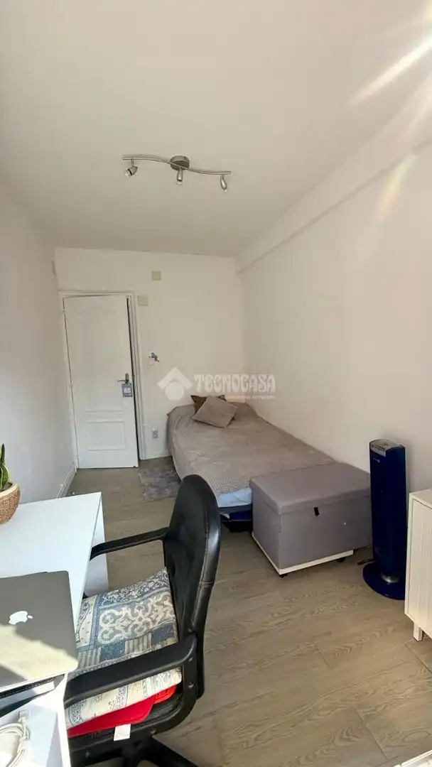 Habitación de Piso en venta en Madrid