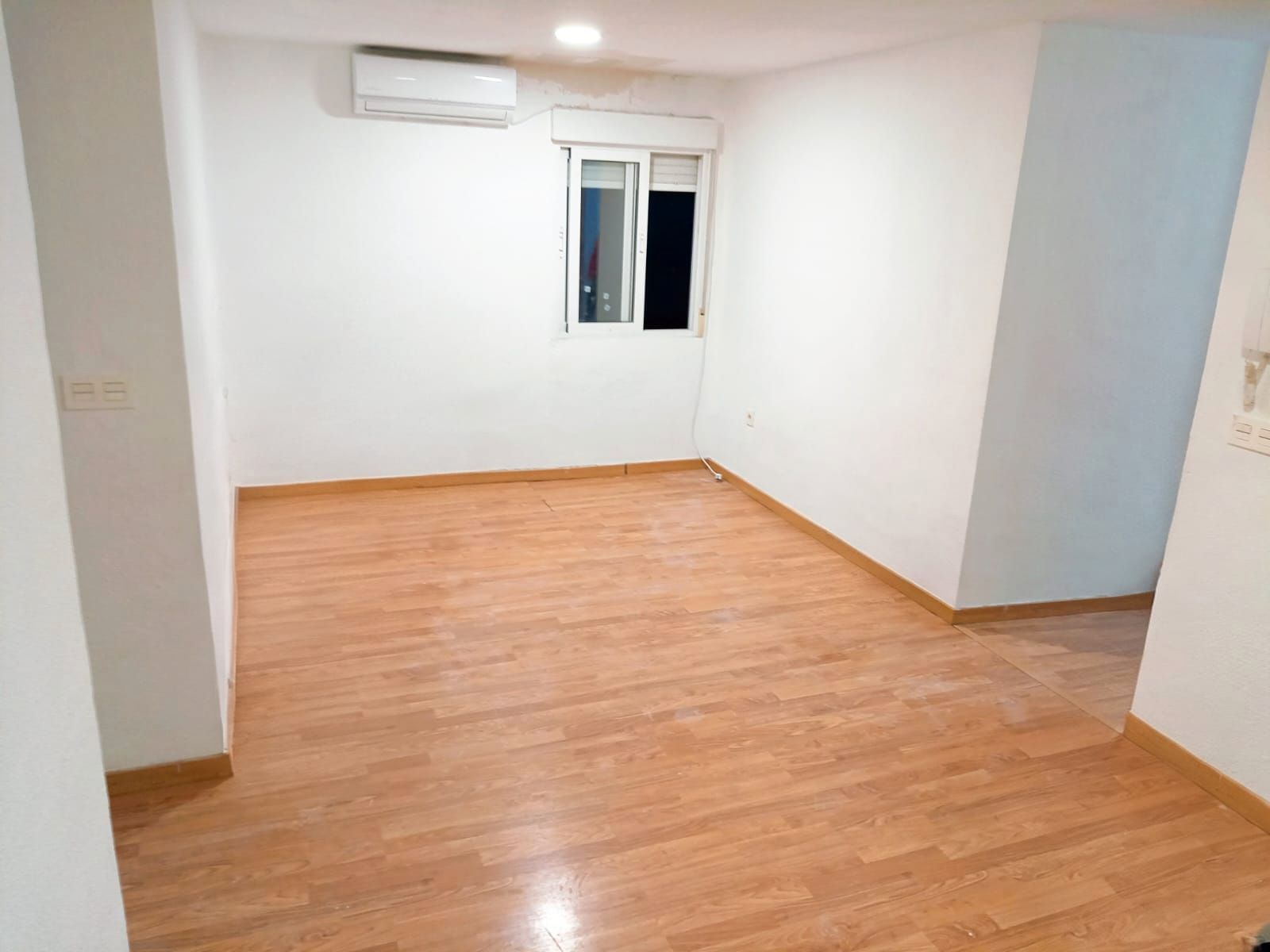 Habitación de Piso en venta en  Murcia Capital con Aire acondicionado y Calefacción