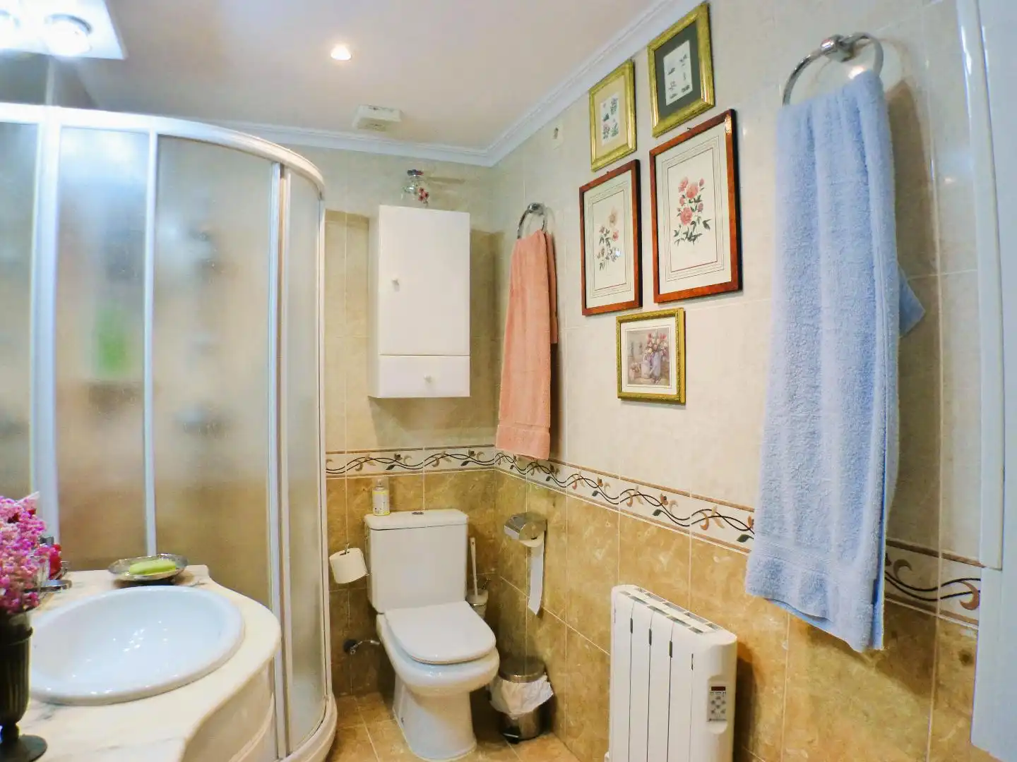 Bany de Apartament en venda en Alicante / Alacant amb Terrassa i Piscina