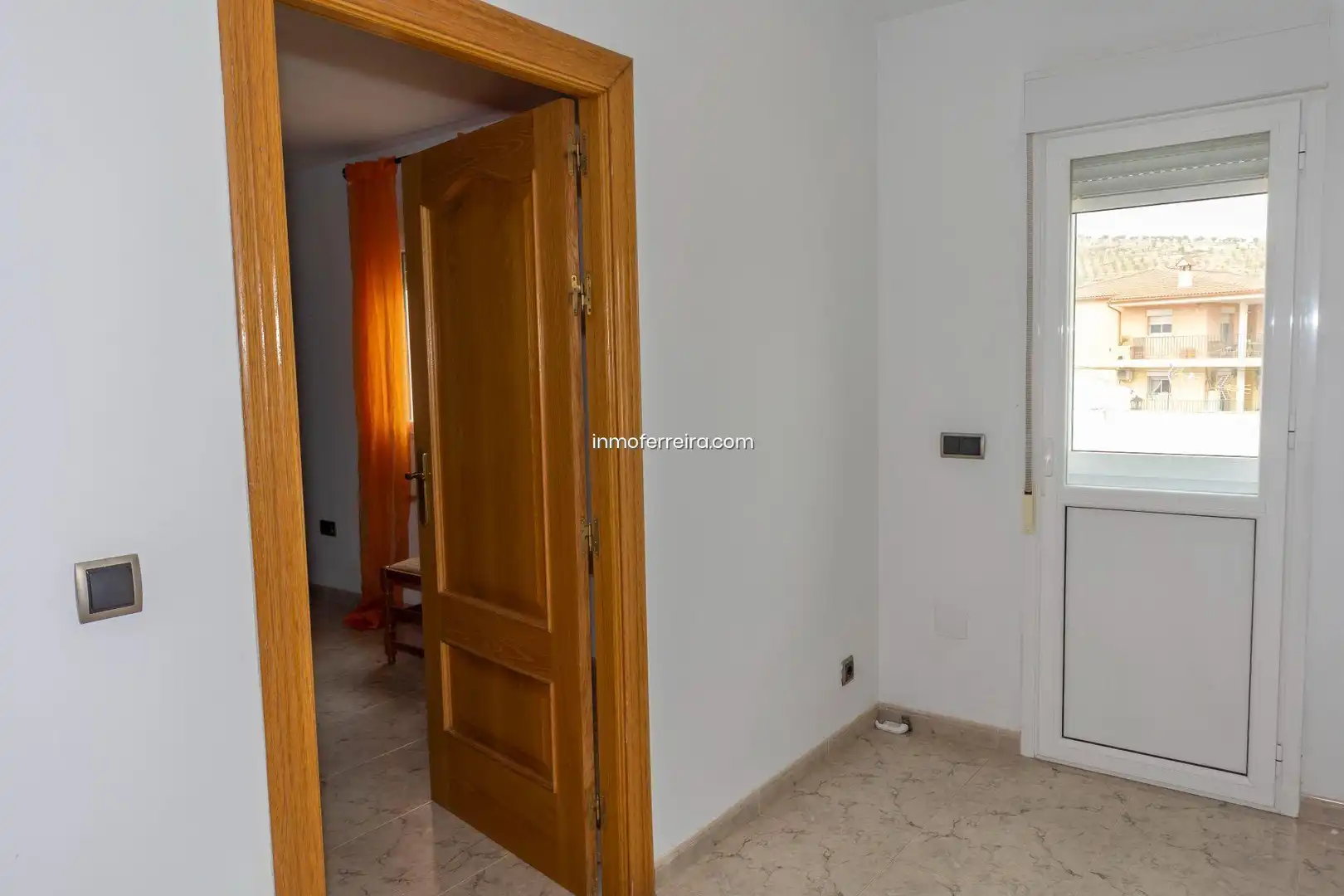Houses for sale in Darro  with Storage room