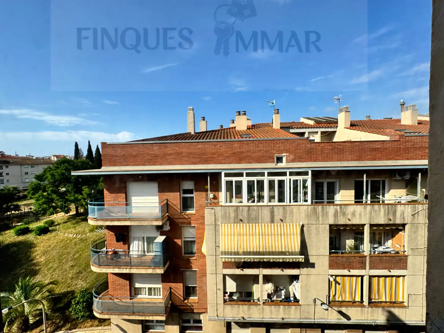 Vista exterior de Piso en venta en Blanes con Terraza, Amueblado y Horno