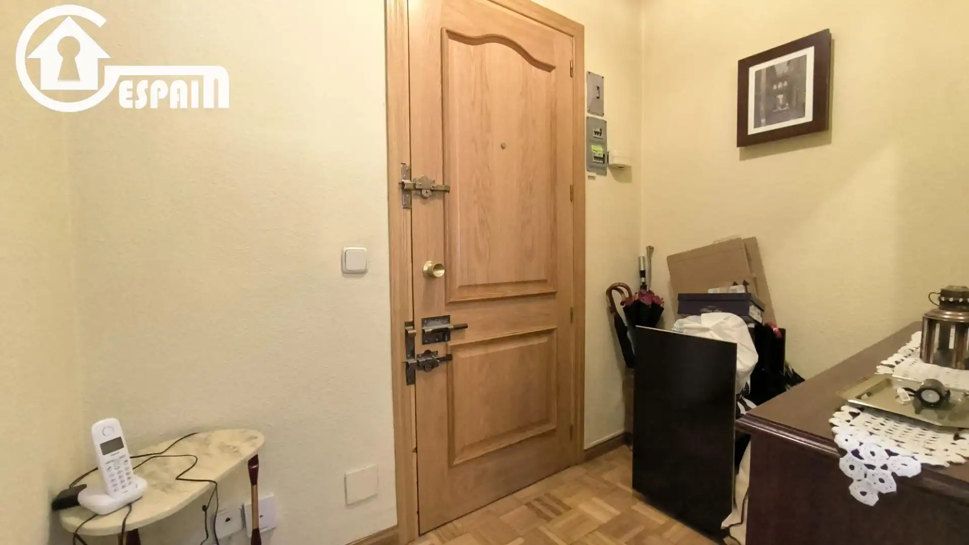 Flat for sale in Madrid  with Air Conditioner and Heating