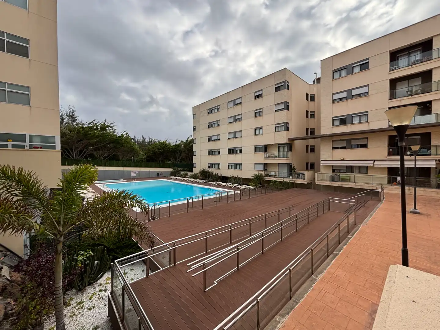Piscina de Piso en venta en Las Palmas de Gran Canaria con Terraza y Piscina comunitaria