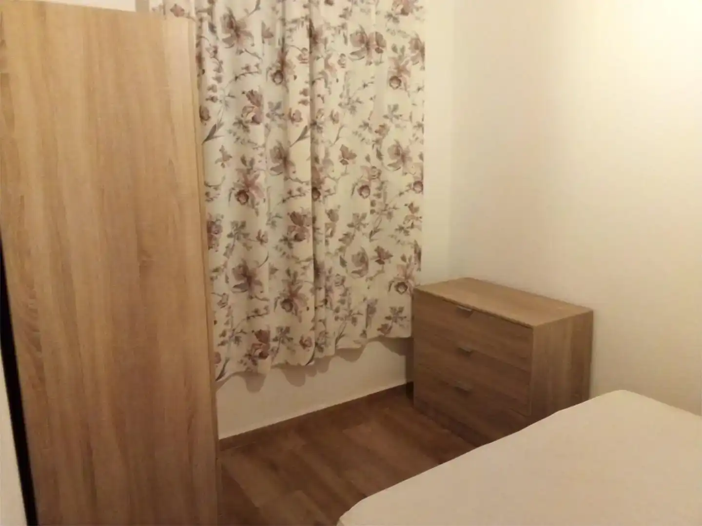 Schlafzimmer von Wohnungen zur Miete in Conil de la Frontera mit Klimaanlage