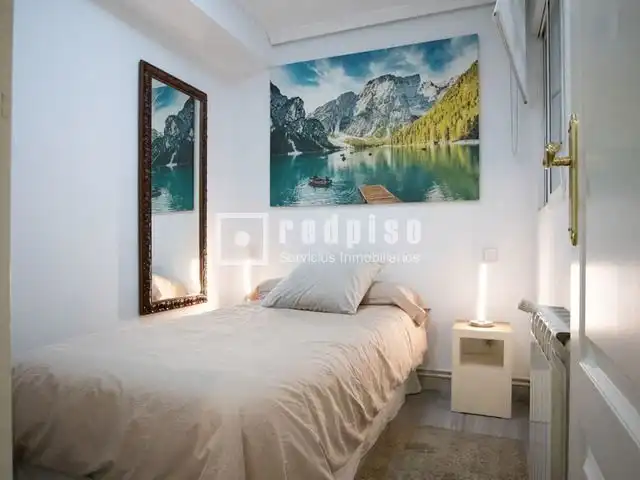 Habitación de Piso en venta en Madrid con Calefacción y Amueblado