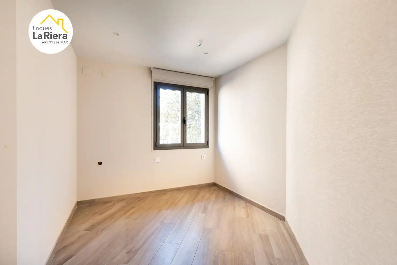 Habitación de Dúplex en venta en Arenys de Mar con Aire acondicionado, Calefacción y Terraza