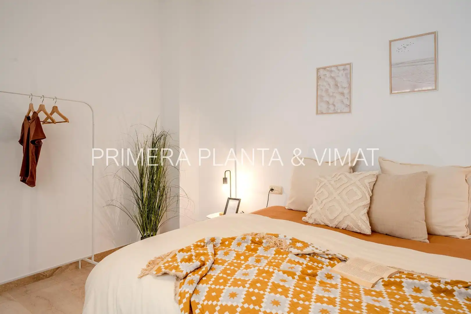 Habitación de Planta baja en venta en Mataró con Aire acondicionado, Calefacción y Terraza