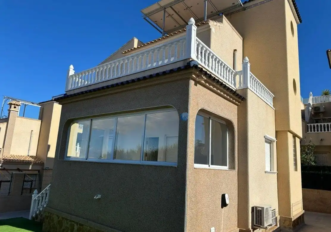Villa con piscina in vendita a Orihuela Costa, imagen 3