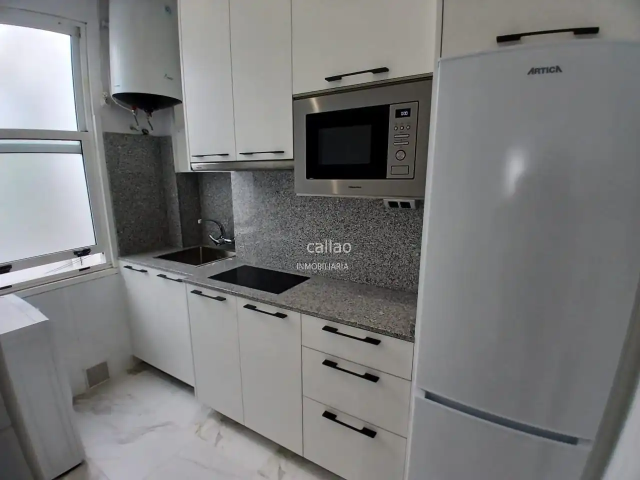 Cocina de Apartamento de alquiler en Ferrol