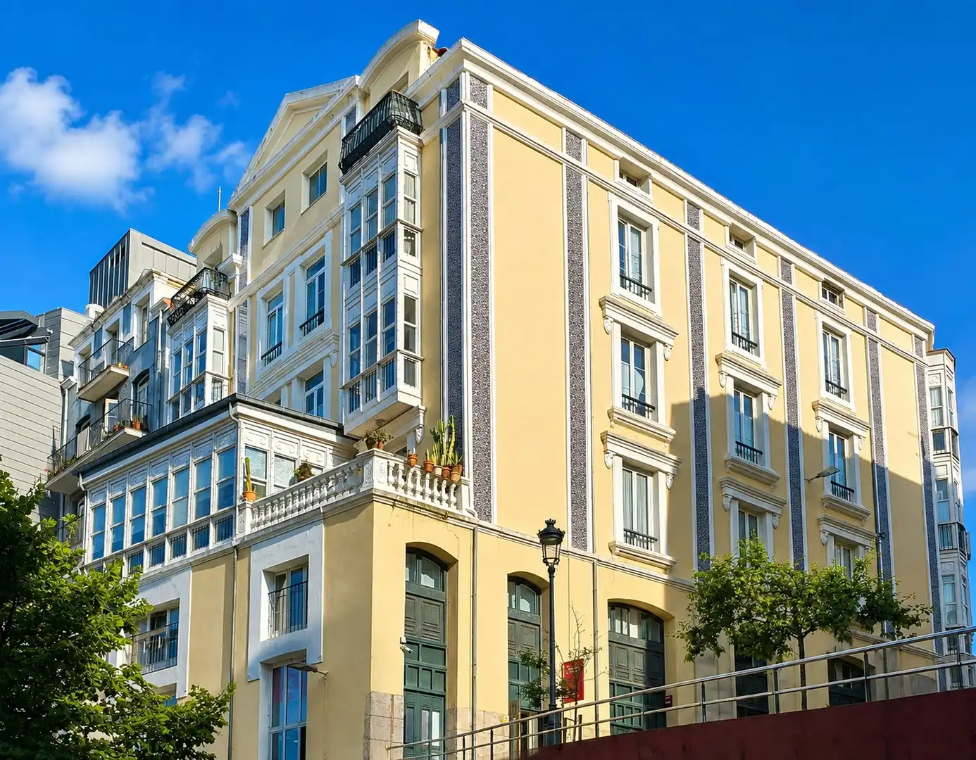 Vista exterior de Piso en venta en Santander con Calefacción