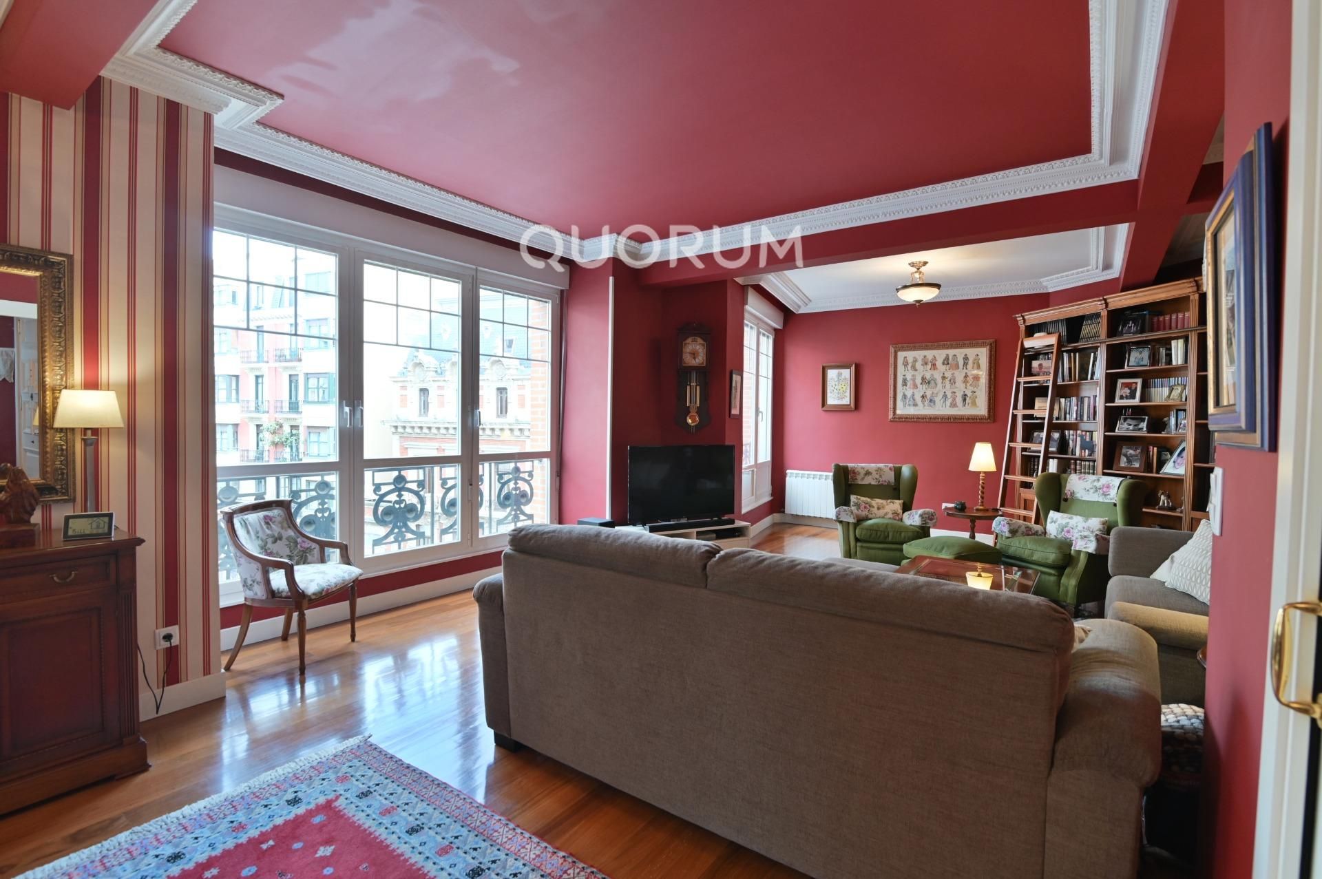 Sala de estar de Piso en venta en Bilbao  con Calefacción y Trastero