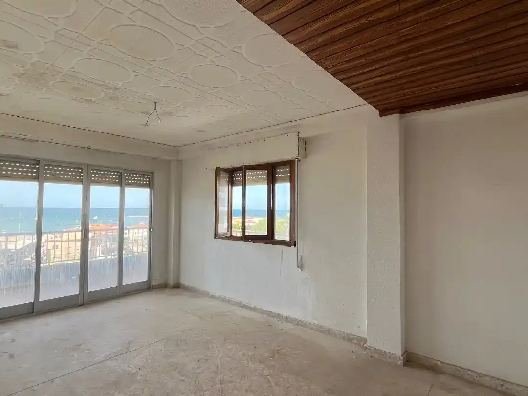 Sala de estar de Piso en venta en Dénia con Piscina y Balcón