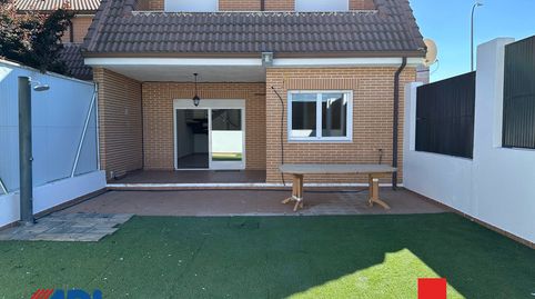 Foto 5 de Casa adosada en venta en Carretera Noves, 22, Santa Cruz del Retamar pueblo, Santa Cruz del Retamar