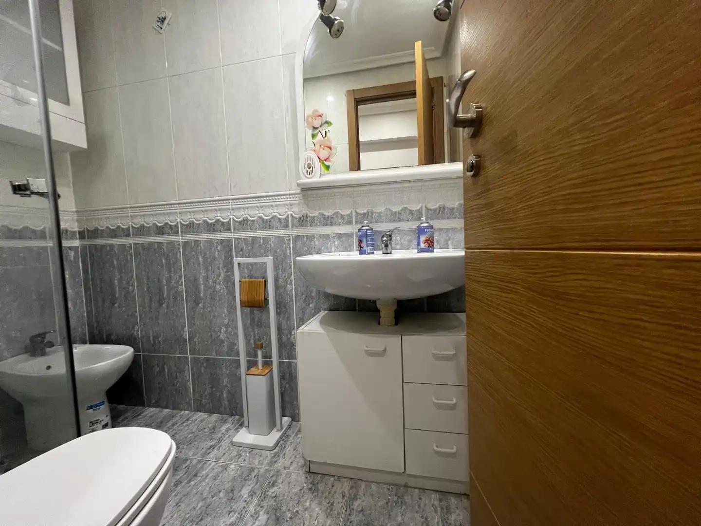 Bany de Apartament en venda en Burgos amb Parquet