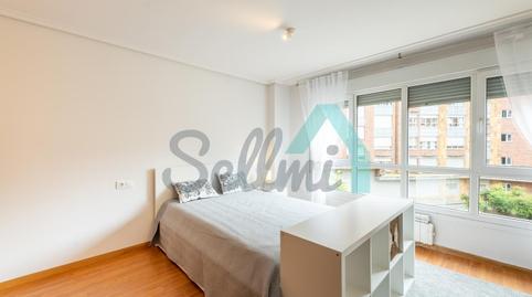 Foto 3 de Estudio de alquiler en Roma, HUCA - La Cadellada, Oviedo