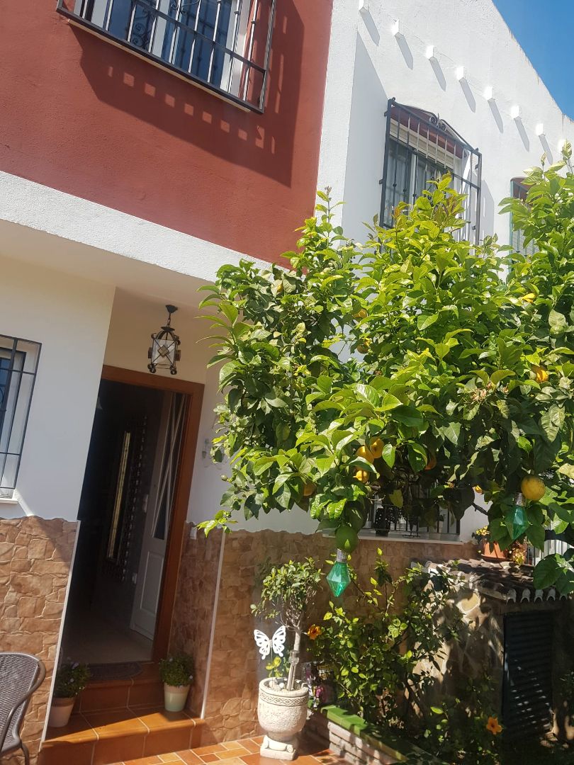 Jardín de Casa adosada en venta en Nerja con Aire acondicionado, Calefacción y Terraza