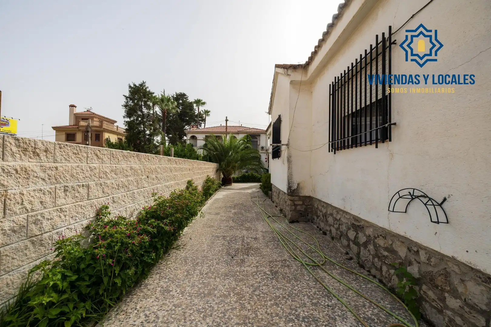 Vista exterior de Casa o chalet en venta en Armilla con Aire acondicionado, Calefacción y Jardín privado