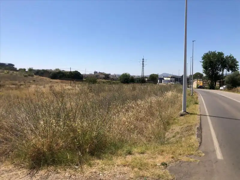Terreni e lotti in vendita a del Lago, imagen 2
