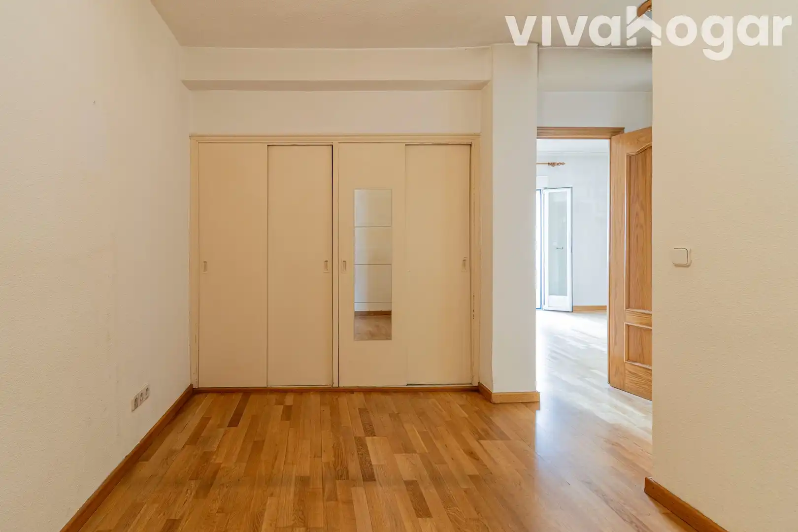 Bedroom of Flat for sale in Madrid  with Air Conditioner, Heating and Terrace
