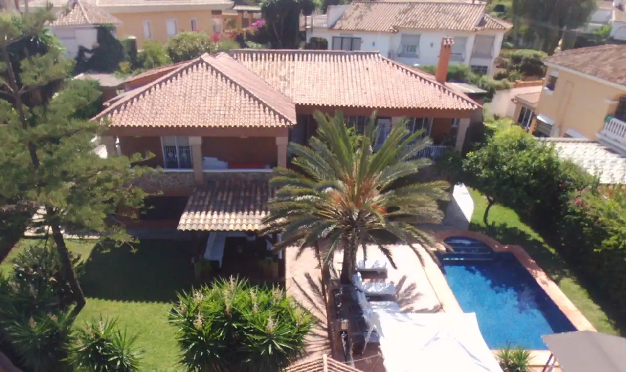 Chalet con piscina en venta en Manantiales - Lagar - Cortijo, imagen 12