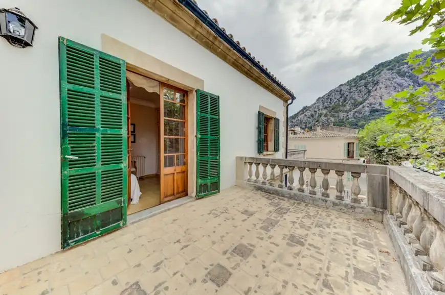 Vista exterior de Casa adosada en venta en Pollença con Aire acondicionado, Calefacción y Jardín privado