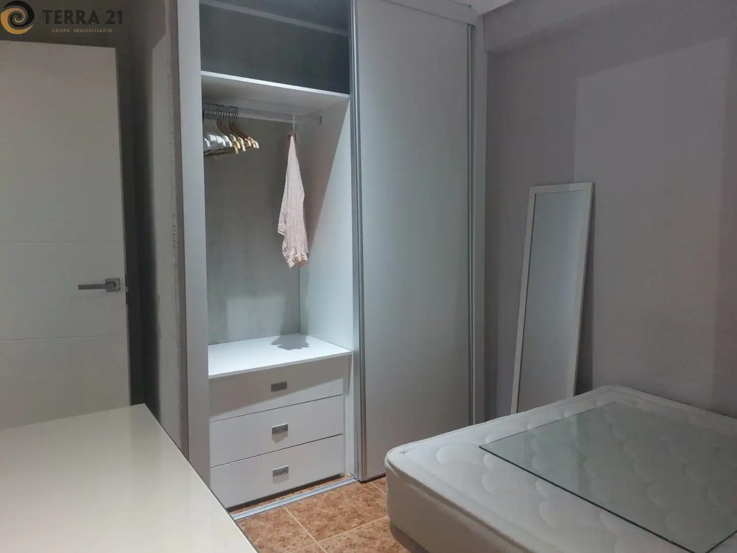 Habitación de Piso de alquiler en Jaén con Aire acondicionado y Jacuzzi