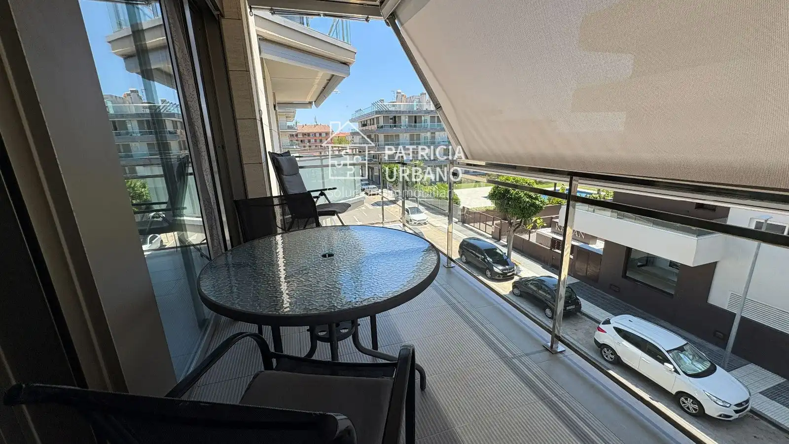 Terrasse von Wohnungen zum Verkauf in Cambrils mit Klimaanlage, Heizung und Terrasse