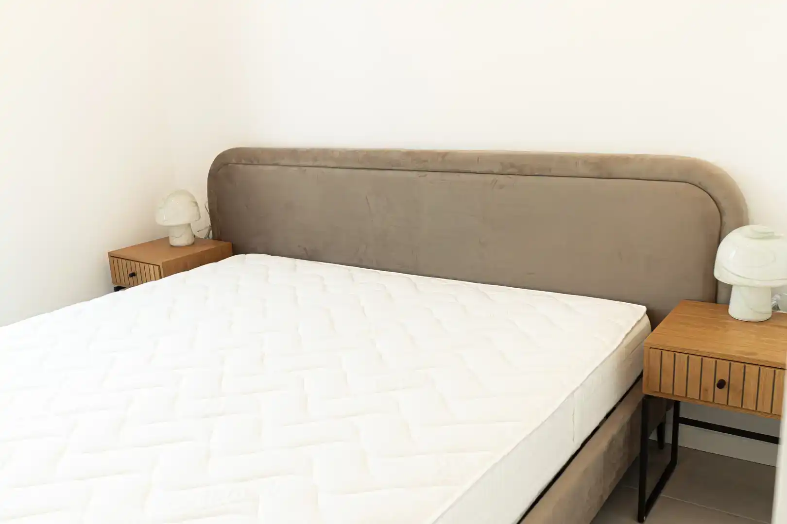 Bedroom of Flat for sale in Estepona  with Air Conditioner, Terrace and Swimming Pool