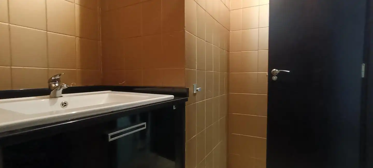 Badezimmer von Geschaftsraum zum Verkauf in León Capital 