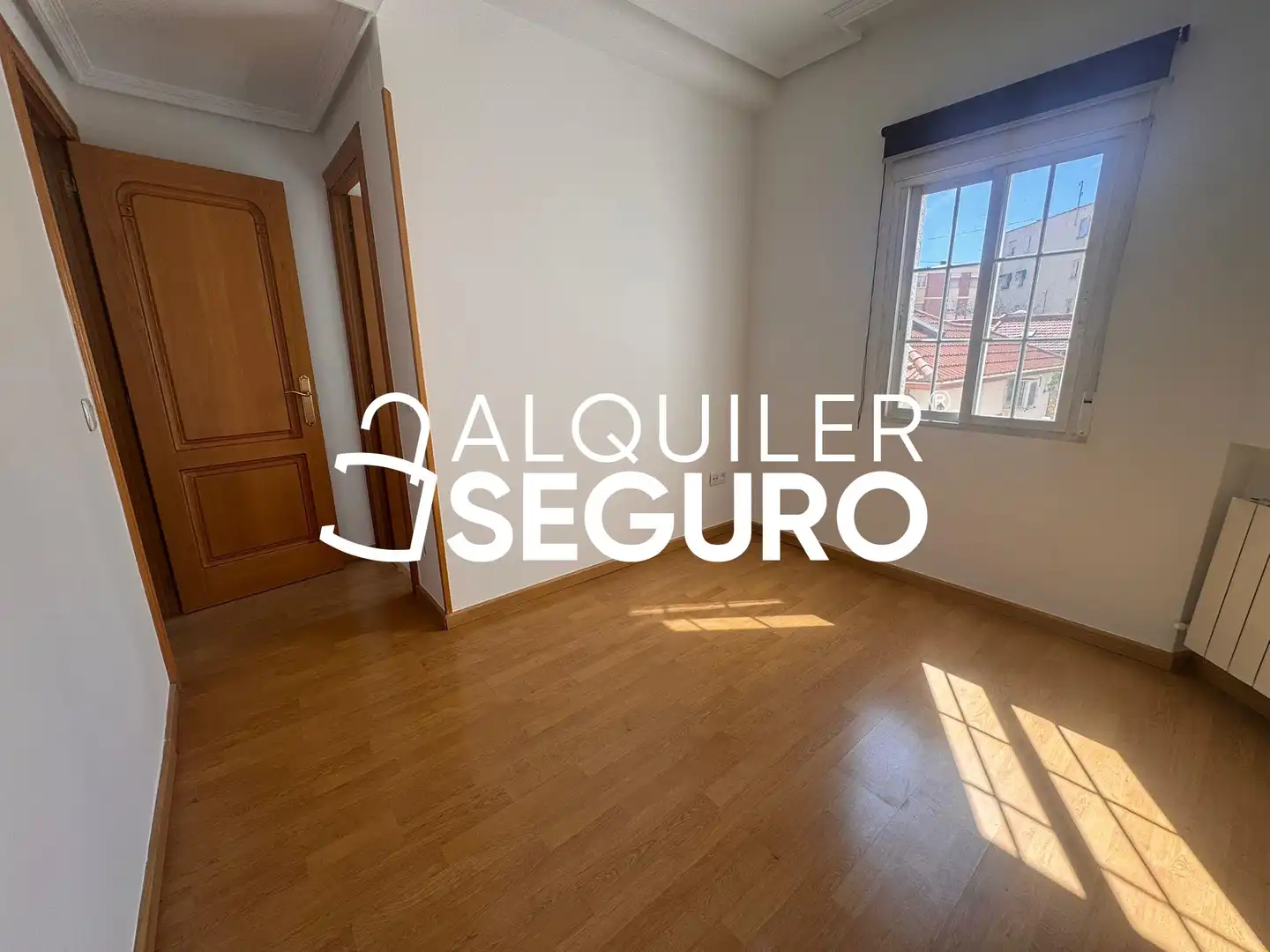 Dormitori de Casa o xalet de lloguer en Madrid amb Aire condicionat, Calefacció i Terrassa