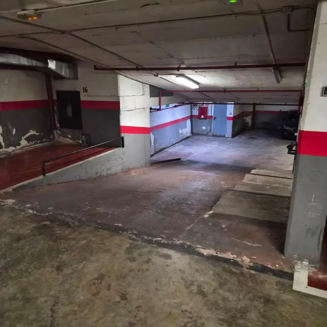 Parkplatz zum Verkauf in Centro, imagen 3