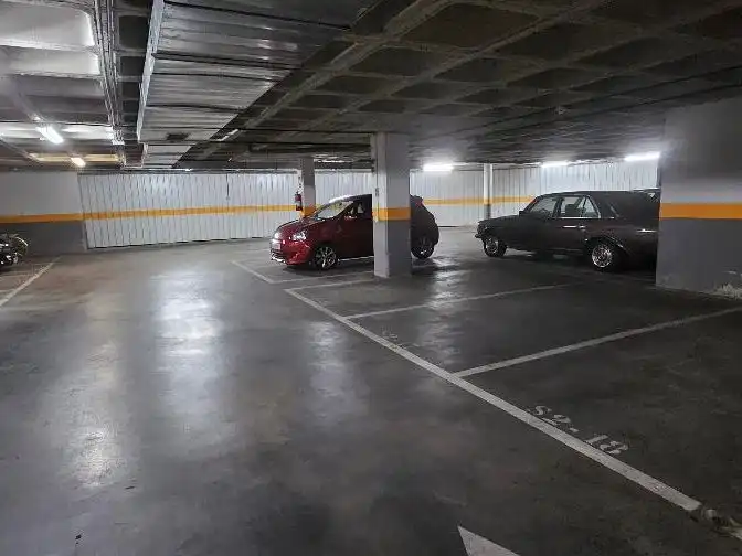 Aparcament de Garatge en venda en Polígono Industrial Sur