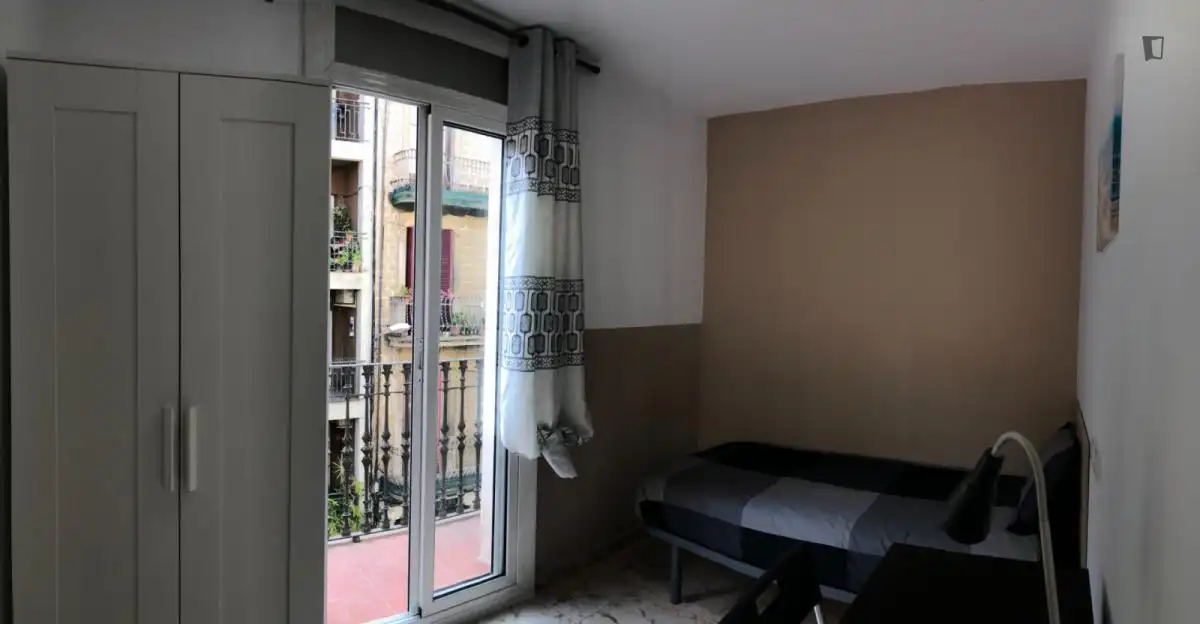 Habitación en El Camp de l'Arpa del Clot