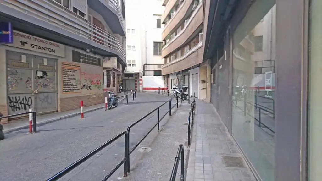 Exterior view of Garage for rent in Granada