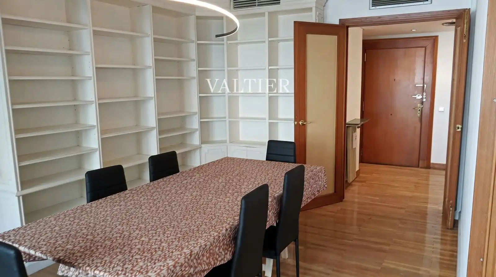 Dining room of Flat for rent in Chamberí