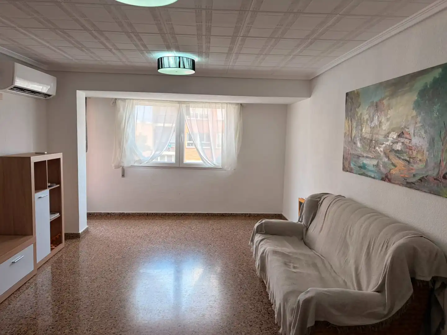 Sala d'estar de Pis de lloguer en Valencia amb Aire condicionat, Jardí privat i Terrassa