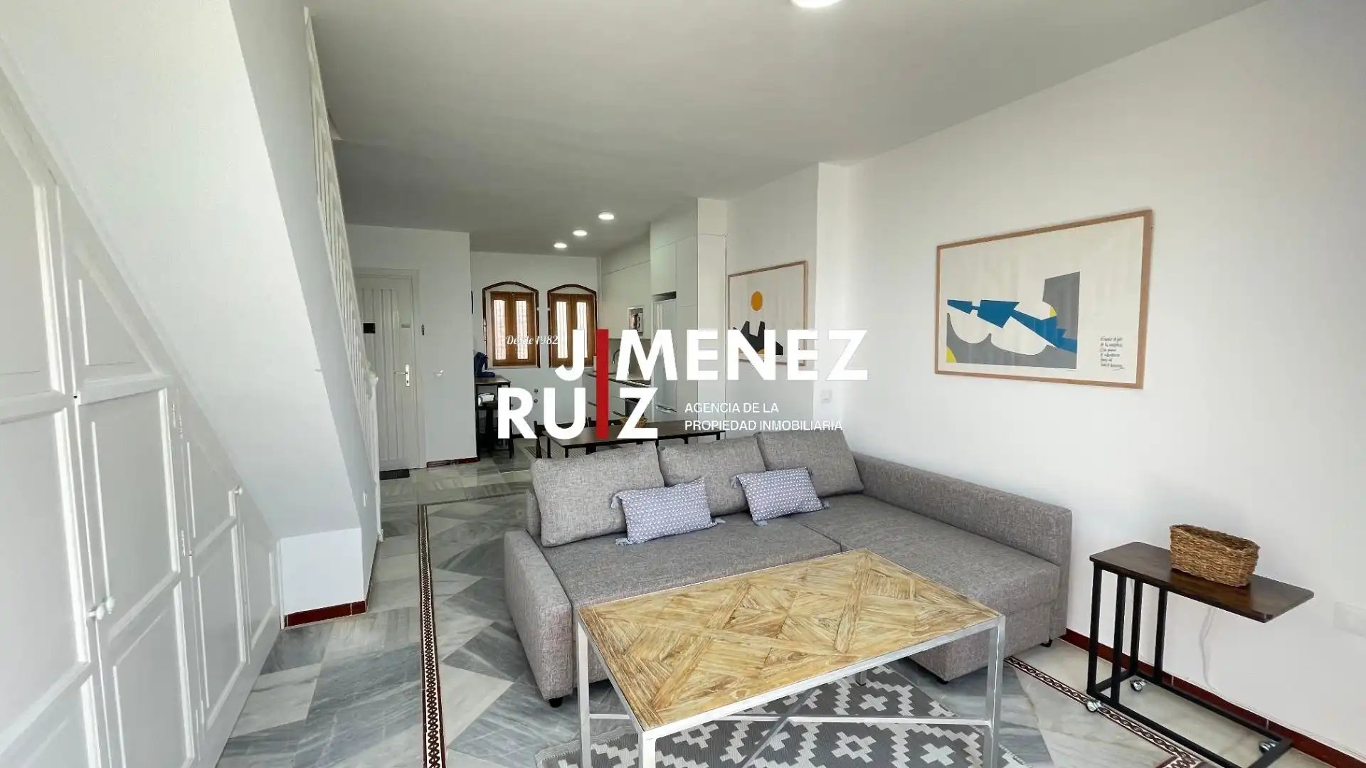 Wohnzimmer von Wohnung zur Miete in El Puerto de Santa María mit Klimaanlage, Terrasse und Balkon