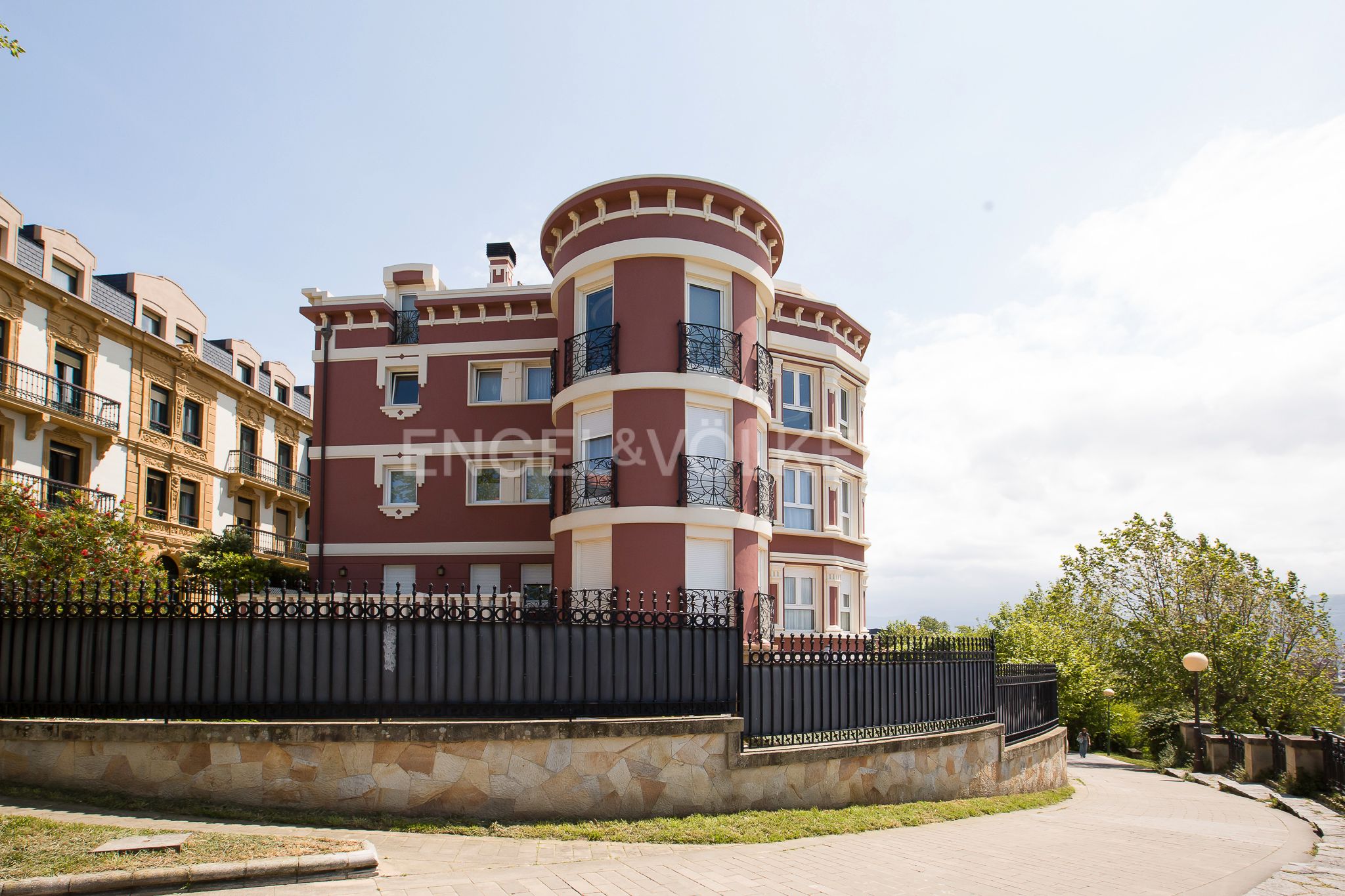 Vista exterior de Apartamento en venta en Getxo  con Calefacción, Terraza y Amueblado