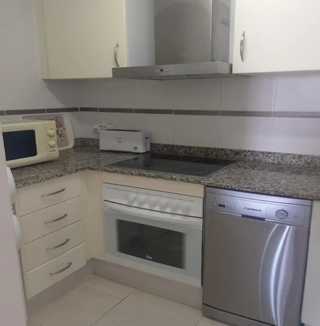 Cocina de Apartamento en venta en Calpe / Calp con Aire acondicionado, Calefacción y Jardín privado